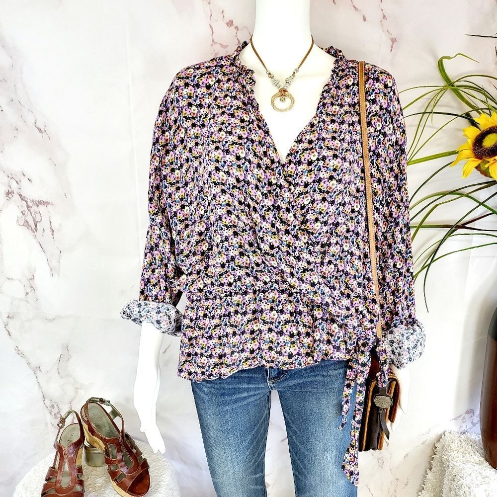 Zara made in Morocco pretty floral print surplice wrap top